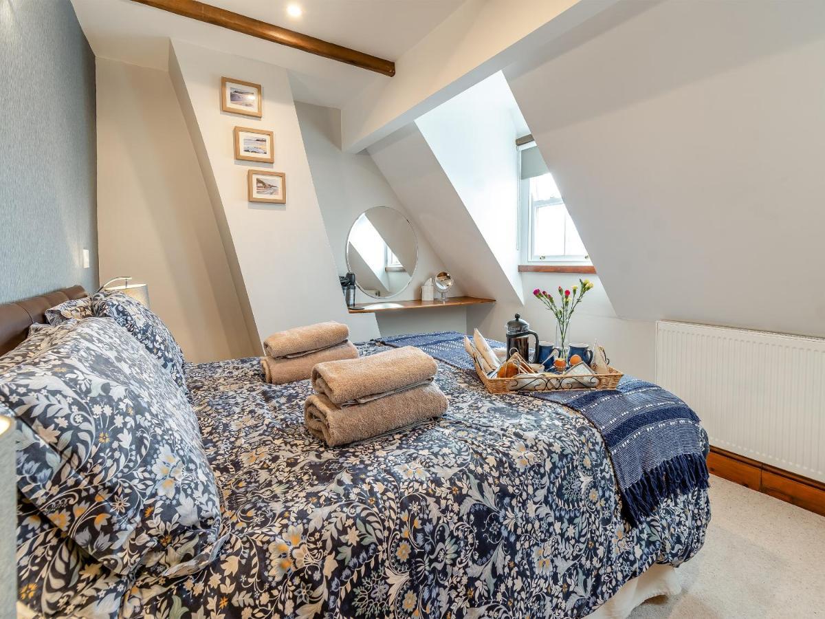 Nans Cottage - Uk43350 Уитби Екстериор снимка