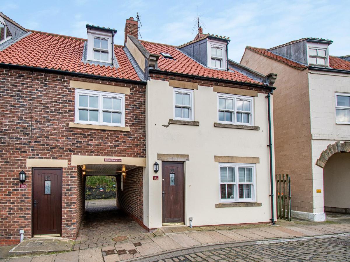 Nans Cottage - Uk43350 Уитби Екстериор снимка