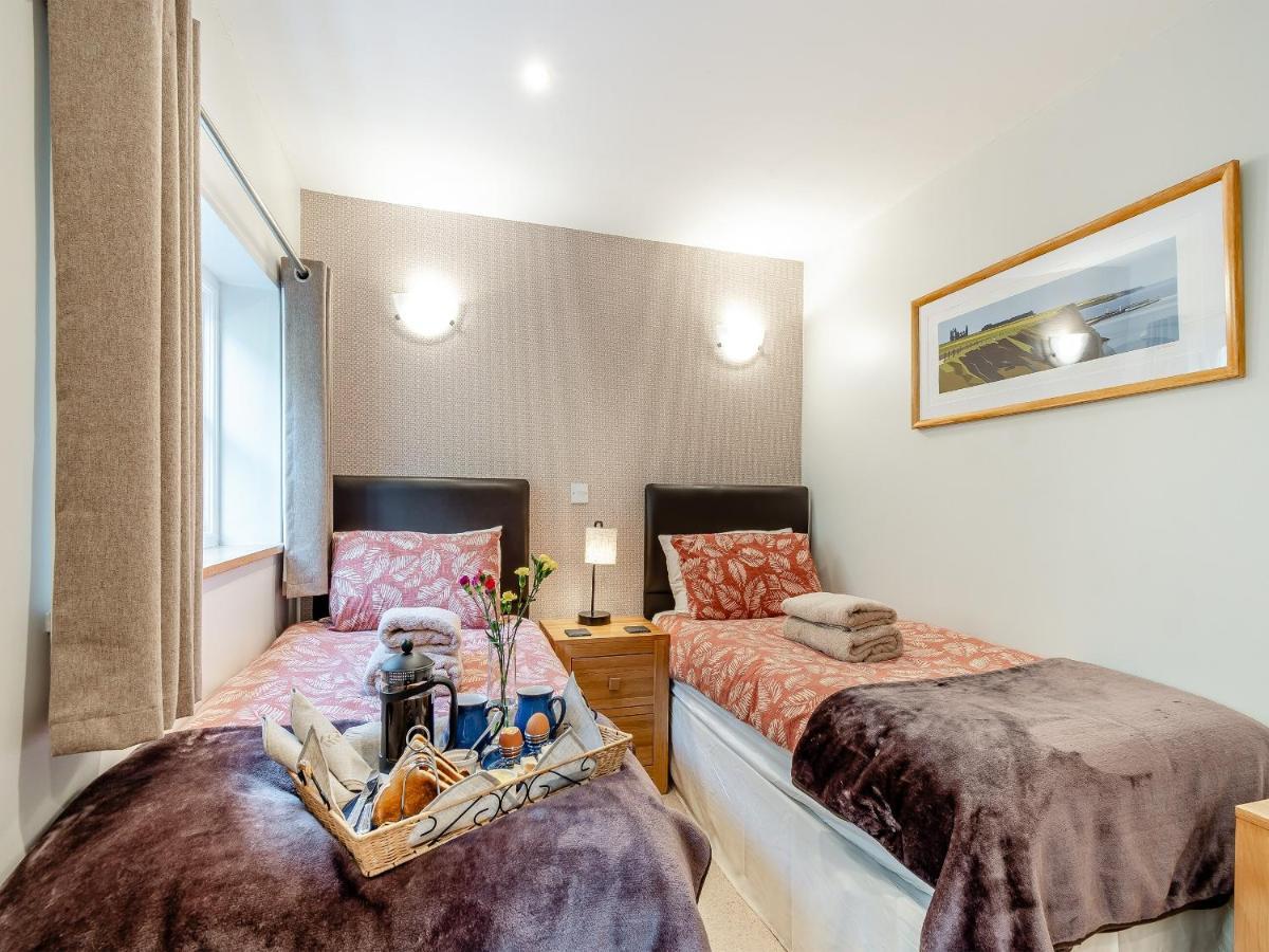 Nans Cottage - Uk43350 Уитби Екстериор снимка