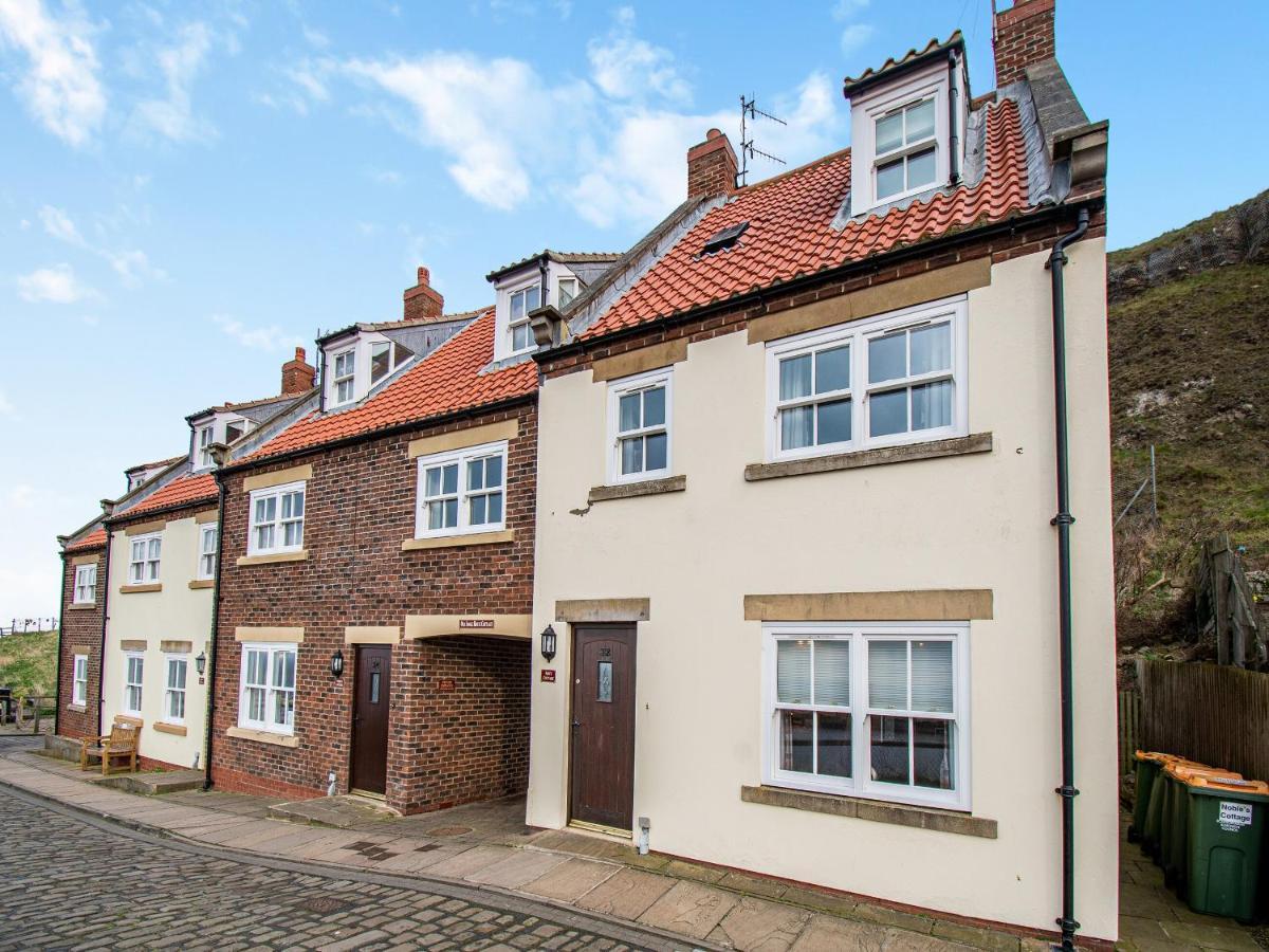 Nans Cottage - Uk43350 Уитби Екстериор снимка